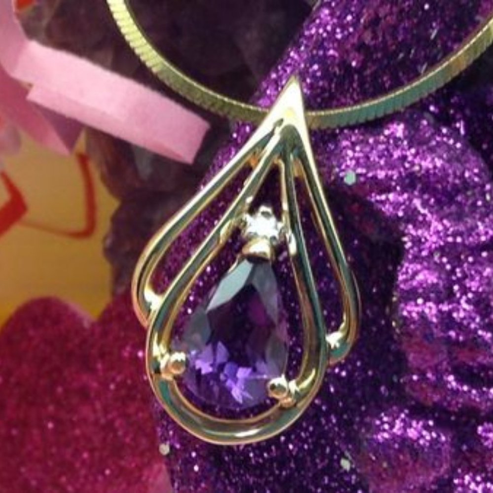 14k Solid Yellow Gold Amethyst Pendent - image 3